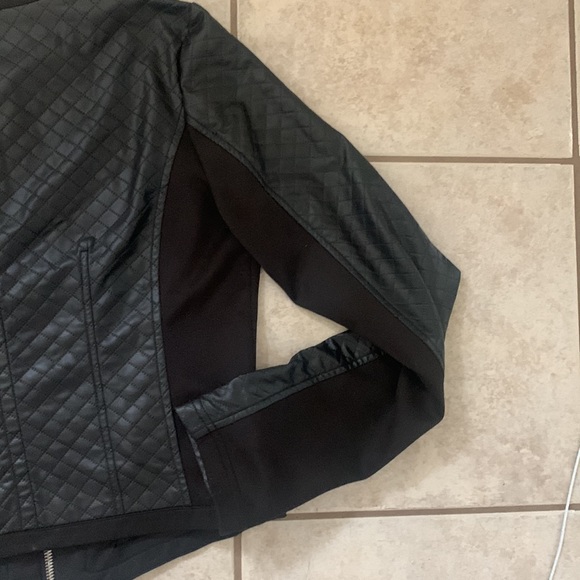 Guess Jacket - Picture 5 of 14